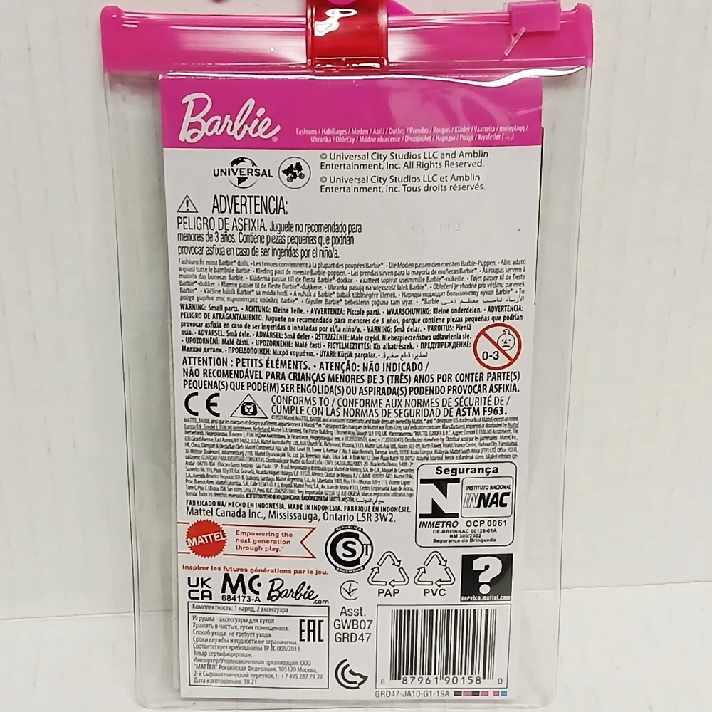 Barbie Jurassic World Fashion Pack - Picture 6 of 6